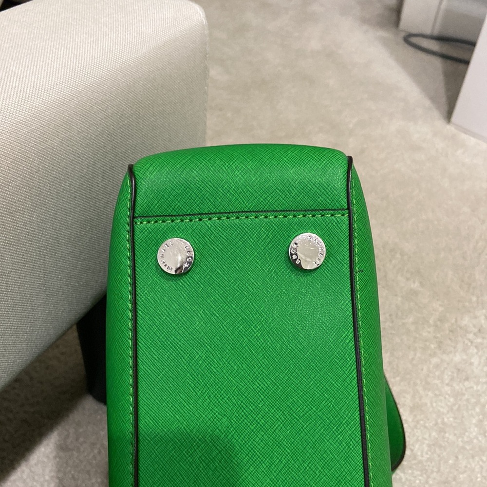 Michael Kors Green Saffiano Leather Satchel Bag - Like New!! - Picture 5 of 6